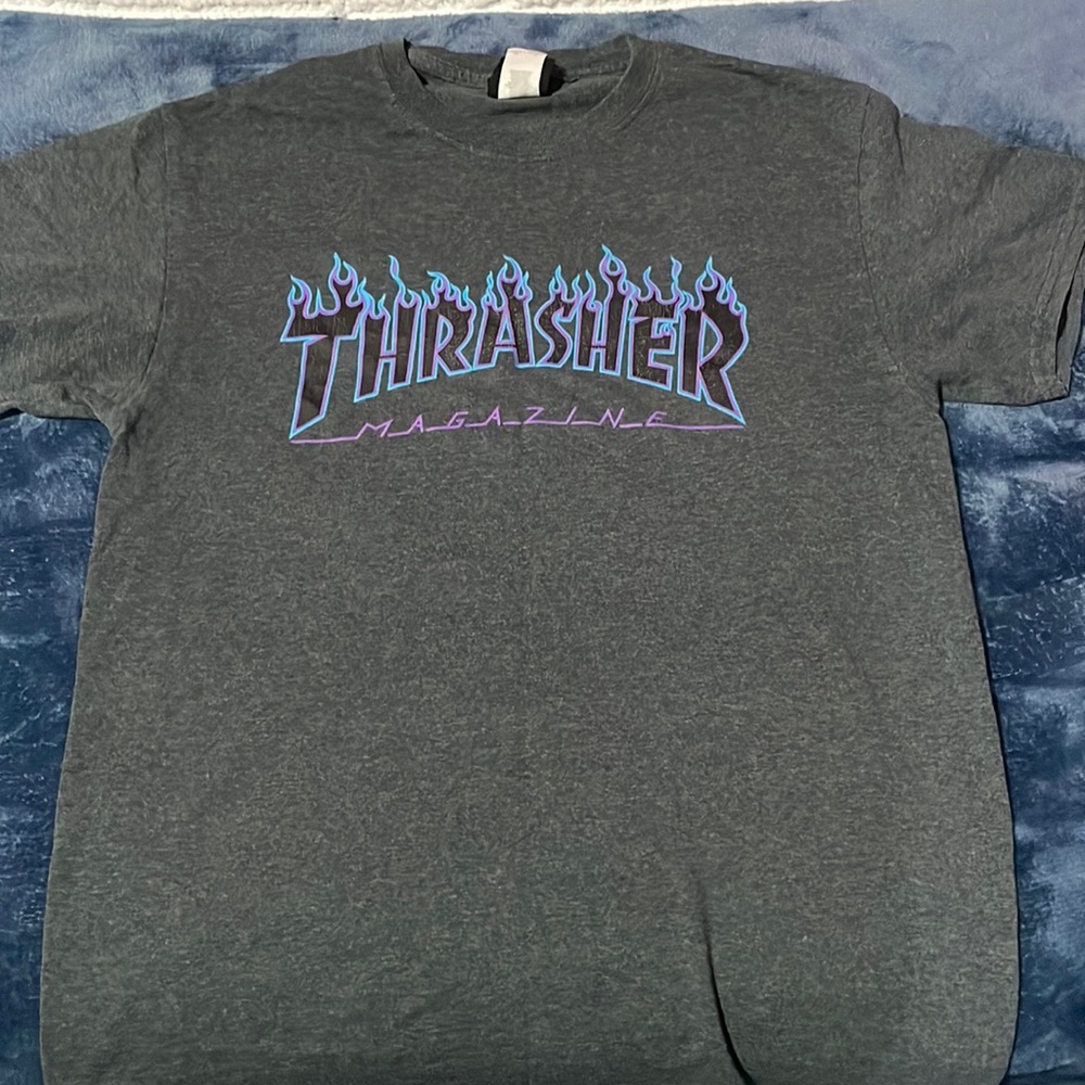 T- shirt